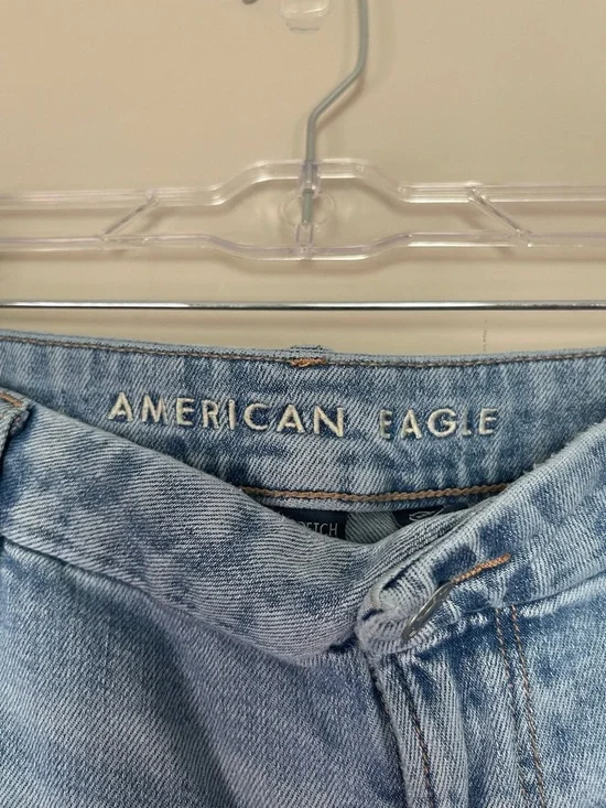 American Eagle Light Wash Denim Cargo Jeans - Picture 5 of 8